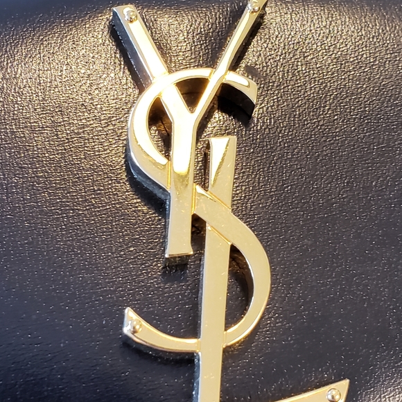 Black Saint Laurent Uptown Pouch - Picture 7 of 11